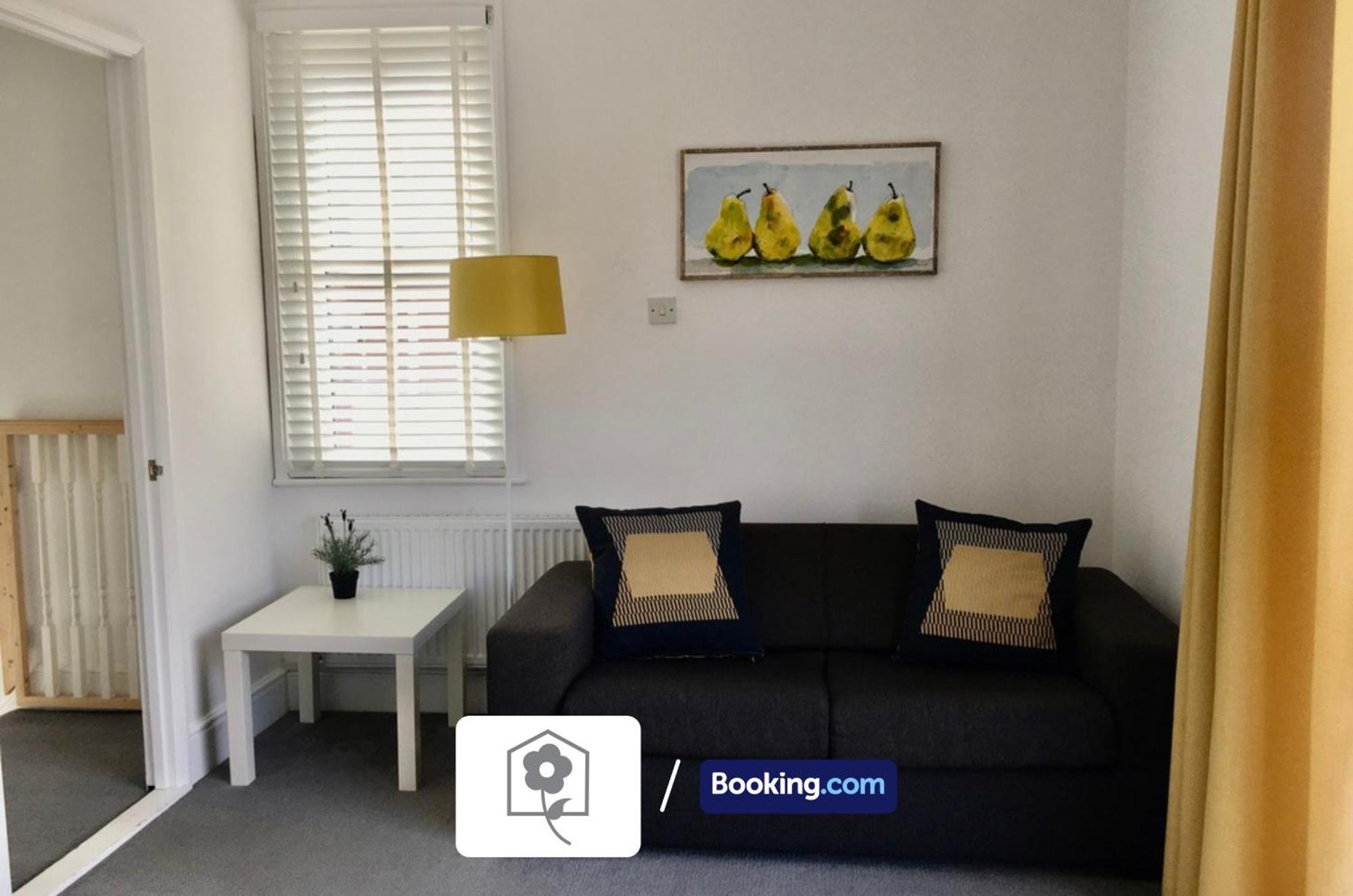 Netley Village Apartment Hamble-le-Rice Exteriör bild
