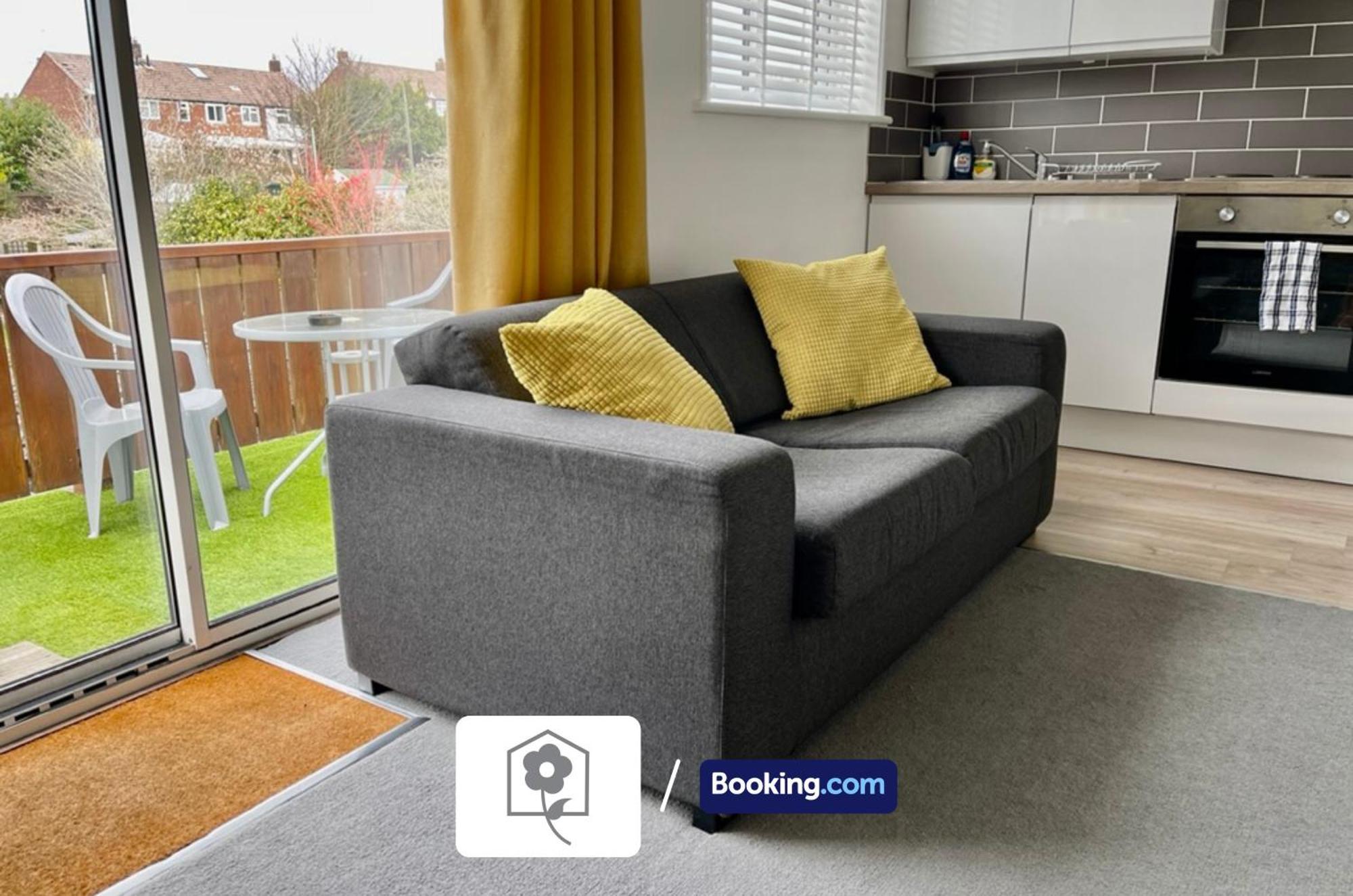 Netley Village Apartment Hamble-le-Rice Exteriör bild